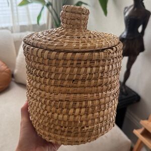 Morocco Woven Basket with Lid